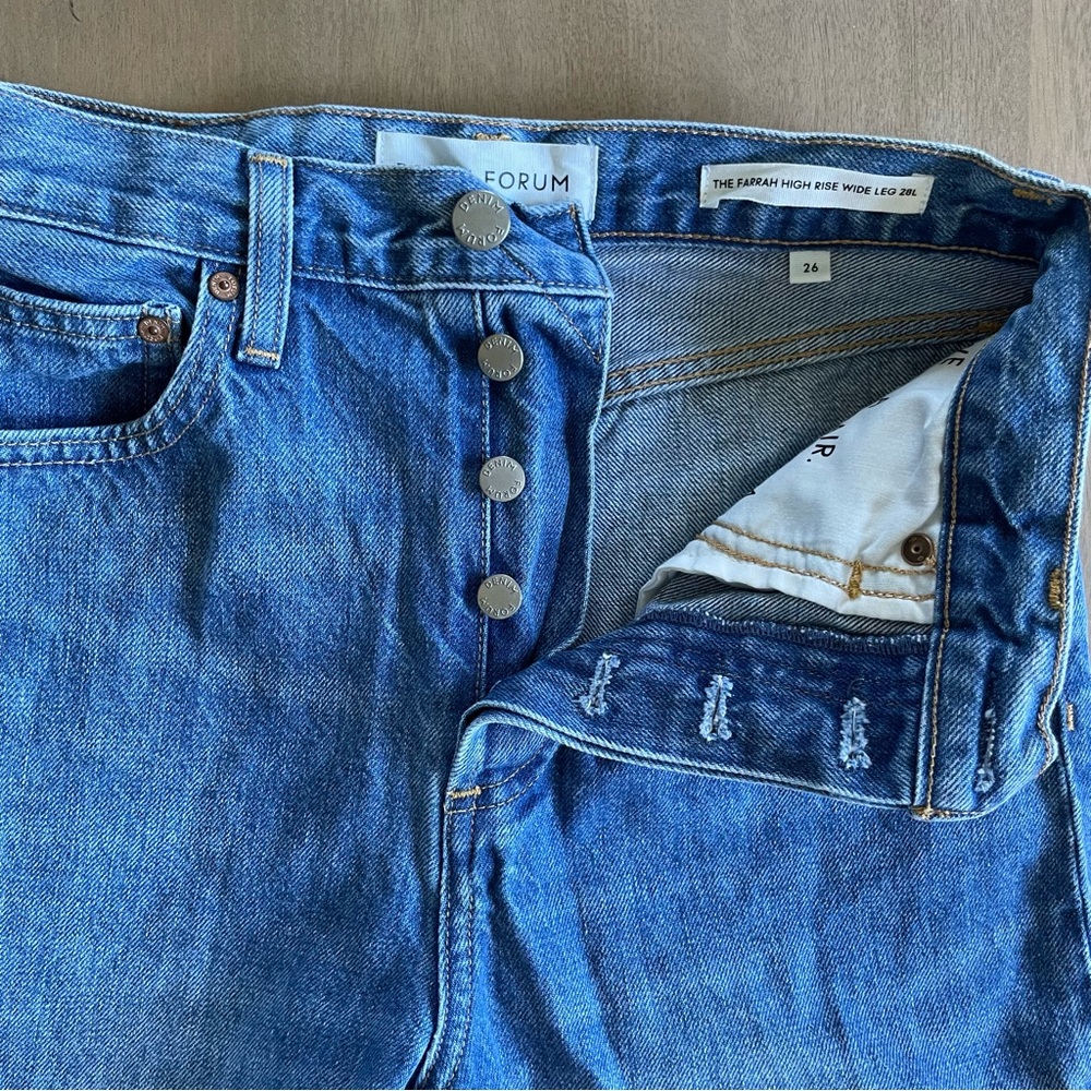 Aritzia Denim Forum The Farrah Hi-rise Wide Jean - Picture 5 of 9